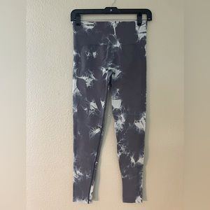 Seamless Leggings w/ Scrunch Butt